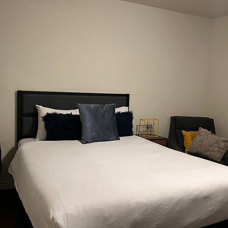 Centrally Located Ucla Condo Лос Анджелис Екстериор снимка
